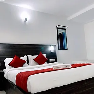 ** Hotel Skylark Holidays India