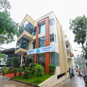 ** Hotel Golden Residency India